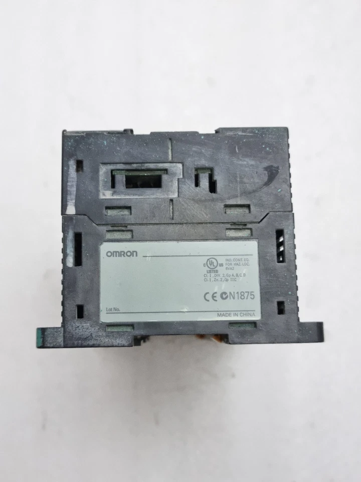OMRON SYSMAC CP1L PROGRAMMABLE CONTROLLER CP1L